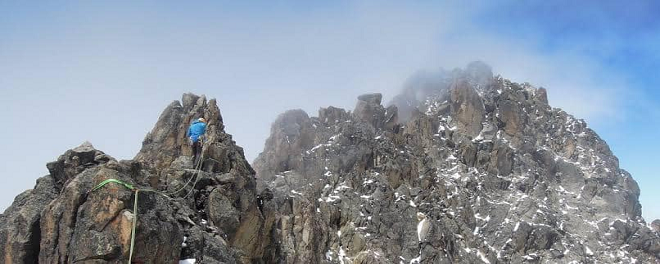 5 Days Mount Kenya hiking via Sirimon Chagoria route