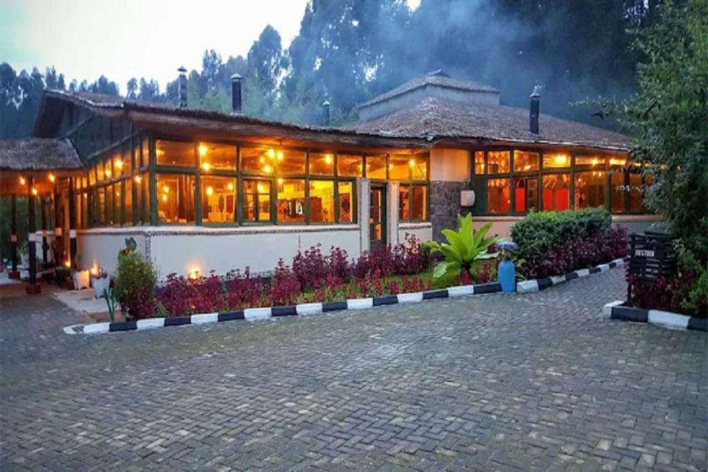 Le Bambou gorilla lodge