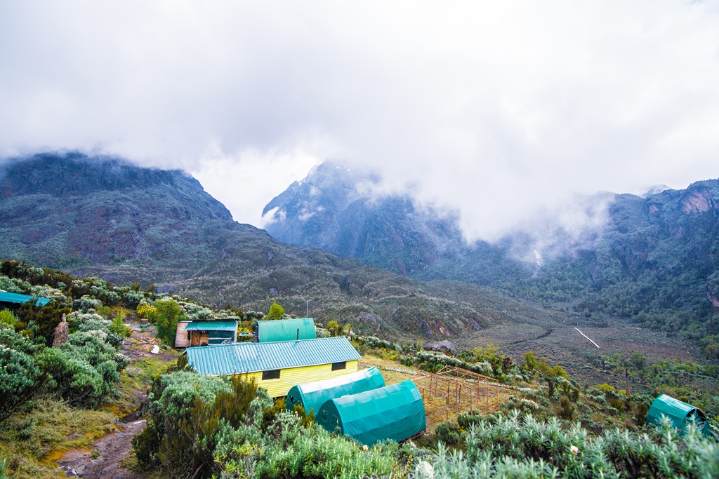 Accommodation in Rwenzori Mountains National Park