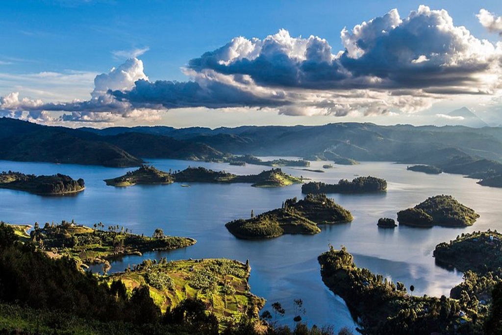 What to Do at Lake Bunyonyi
