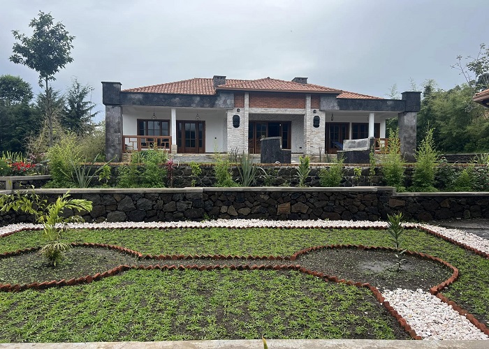 Ingagi Park View Lodge